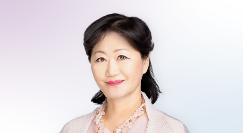 Headshot of Thai Lee President & CEO of SHI